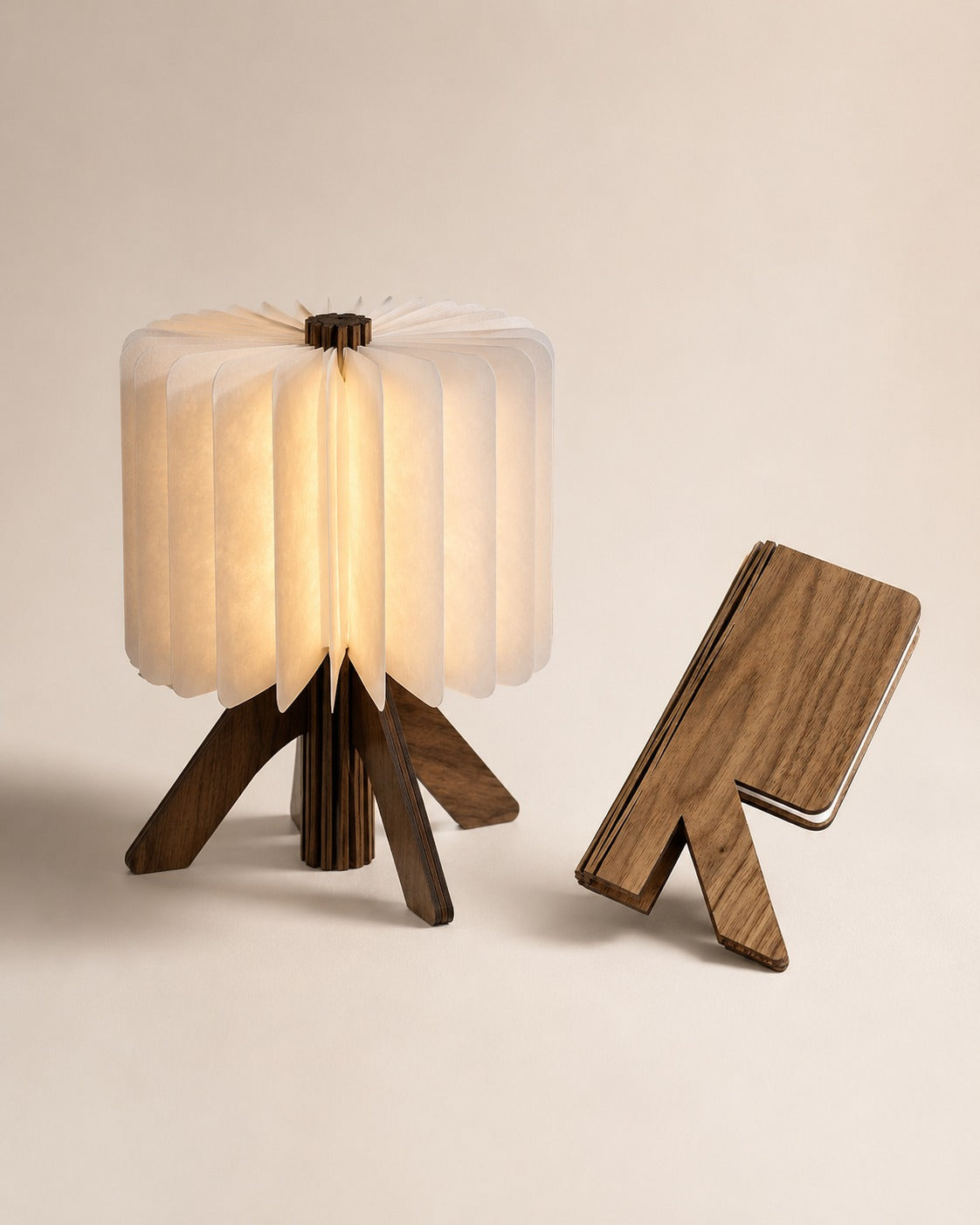 Fashionable Wooden USB Folding Charging Table Lamp