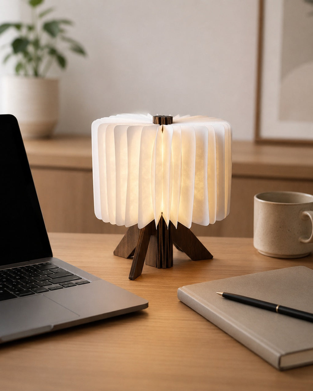 Fashionable Wooden USB Folding Charging Table Lamp